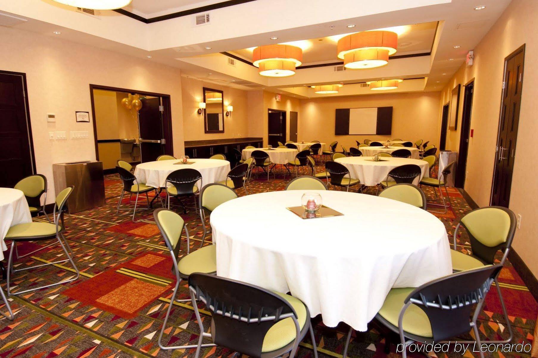 Hotel Staybridge Dfw Airport North By Ihg 3*